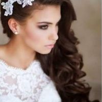 My hairstyle will be combed to the side and from the opposite side I will have a headband