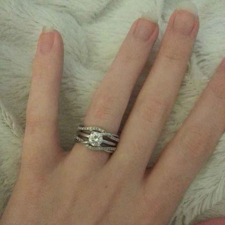 The line of 1000+ people