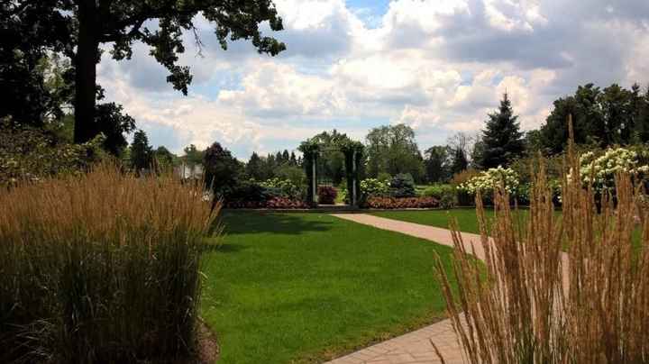 Let's see the wedding venues!