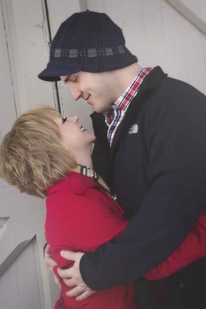 Show me your engagement photos!! :)
