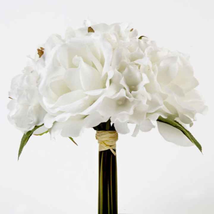 Brooch Bouquet Brides... What are you throwing?