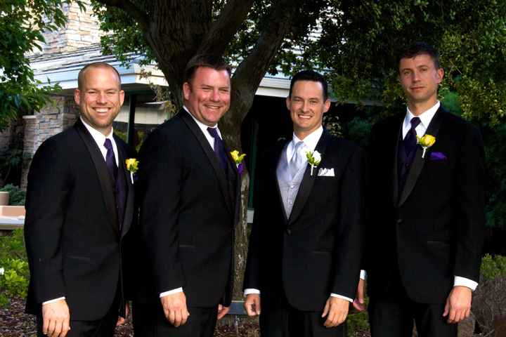 Boutonnieres:  Do they have to match?
