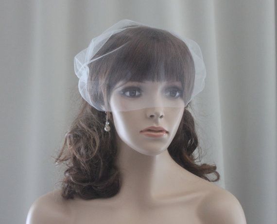What type of veil would look best with my dress?