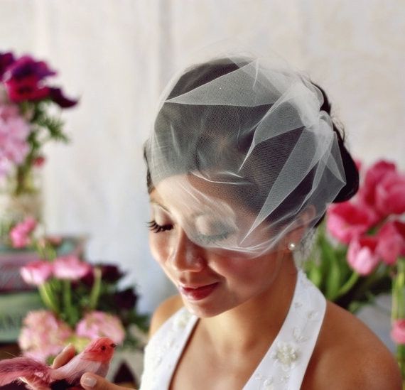 What type of veil would look best with my dress?
