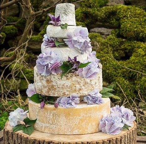 Pizza wedding 'cake' - would you do it?