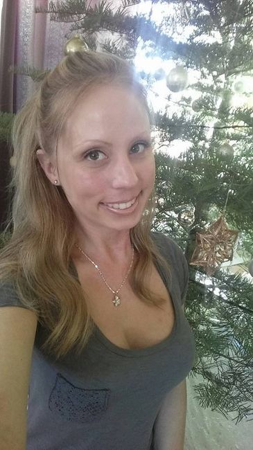 NWR: SELFIES!!! I feel like we haven't done this in a while.. Let me see your Face!