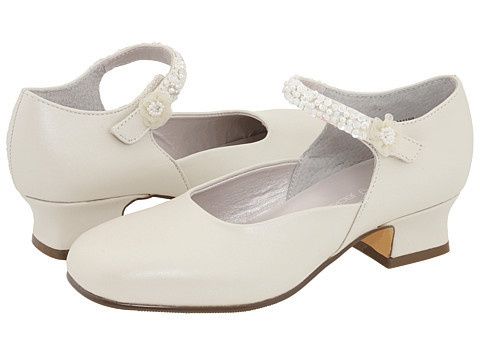 Please help me choose my flower girl shoes =)