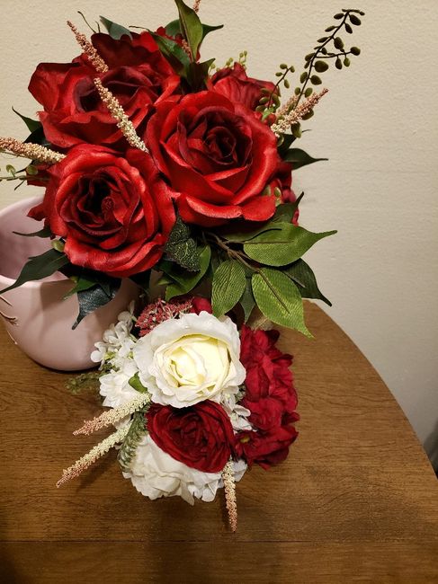 Who else is making their own bouquets? 1