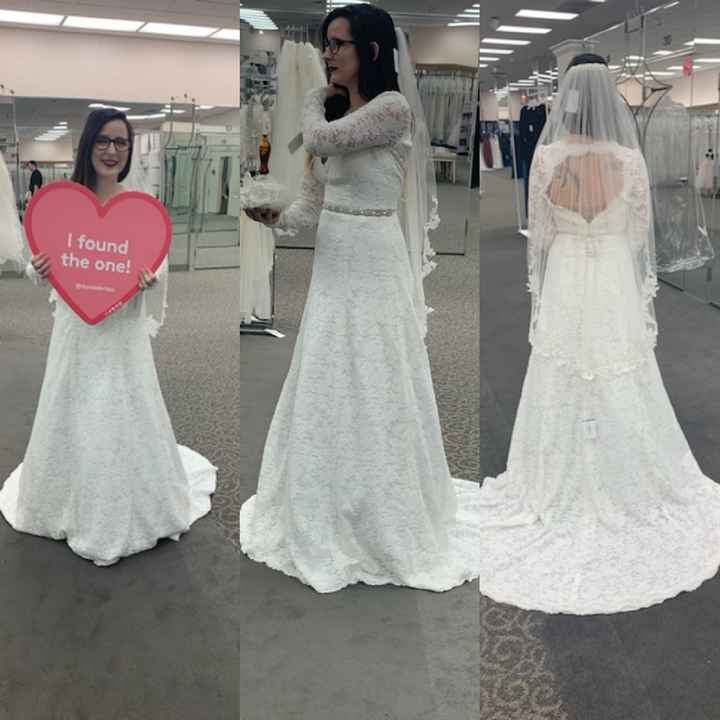 i said Yes. Officially said yes and meant it and got the dress ordered a couple of weeks ago. My fir