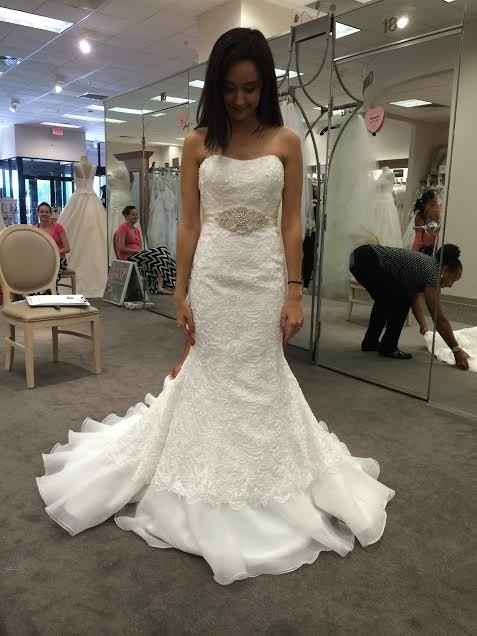 I FOUND MY DRESS! :) [pics]