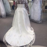 Show your beautiful dresses off!!