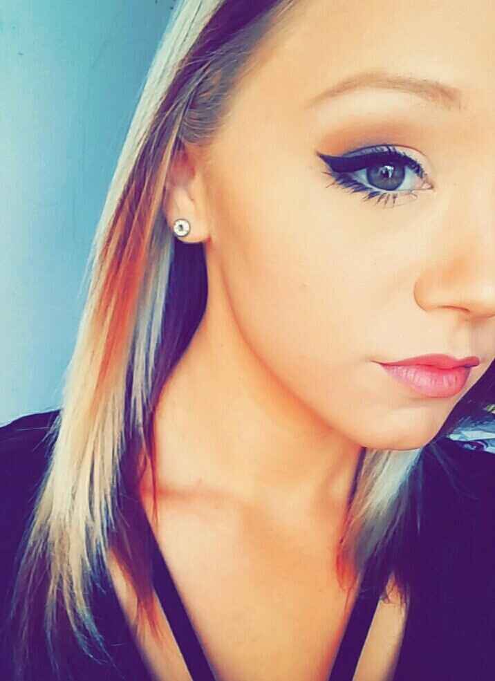Any other brides with gauged ears??