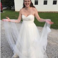 wedding gown designer warning - 2