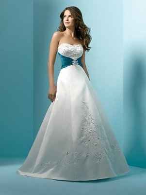 Help!  found this dress...