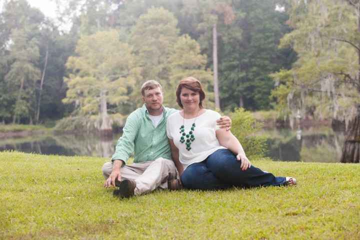 Show Me Your Engagement Picture Outfits!!