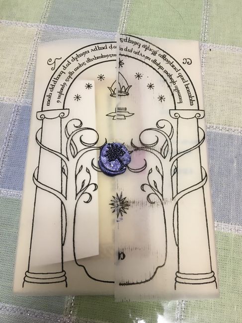 Once pulled out of the envelope, this is what guests will see. 