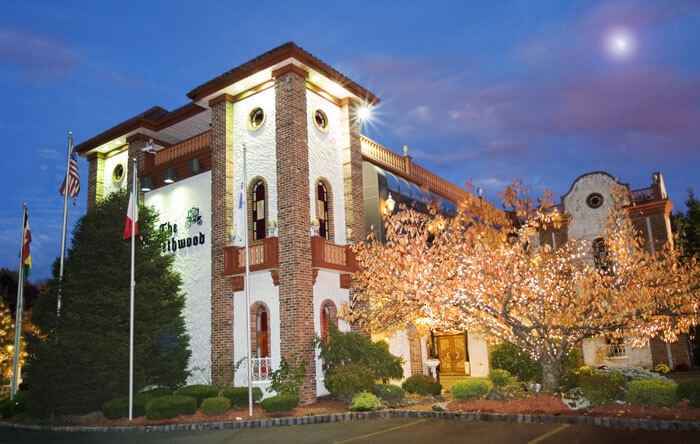 Let's see the wedding venues!