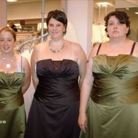 wedding dresses!!! let's see them, ladies!