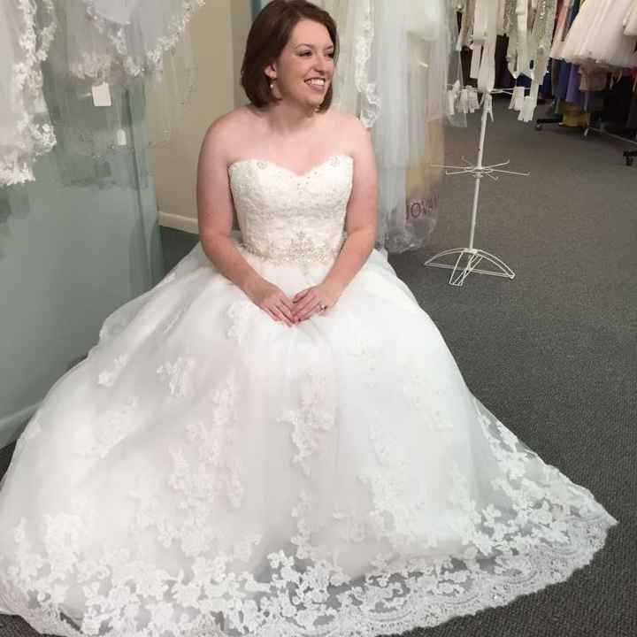 June 2017 Brides! What's happening?