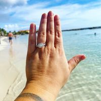 Brides of 2022! Show us your ring! - 1