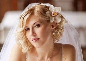 Curly Hair Help for Older Bride 9