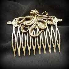 what I tucked on top of veil comb