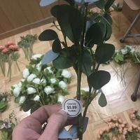 the little bits thru out the boquet