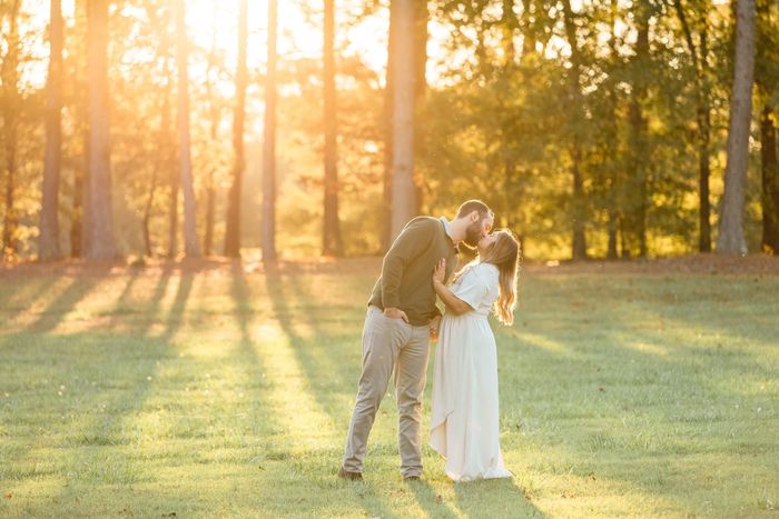 sneak Peek!!: Engagement Photos 3