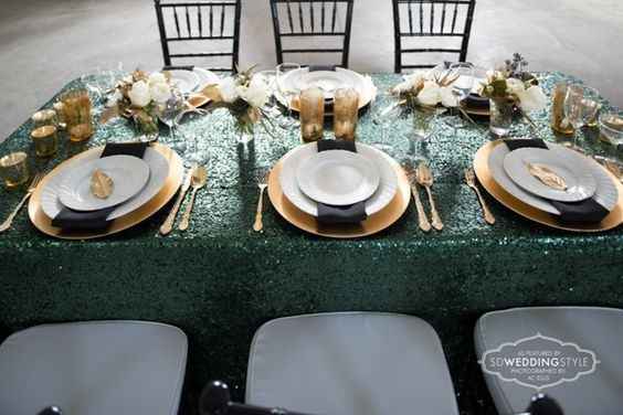 Bride who can't settle on color schemes