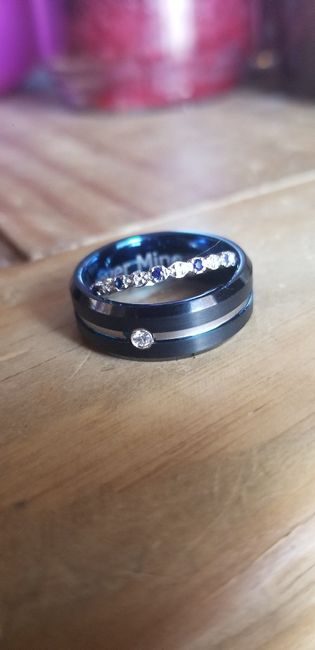 His wedding band came in! - 3