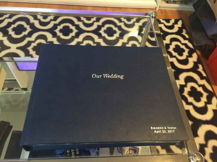 Non-Professional review of AdoramaPix Hudson Photo Album