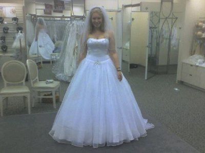 I FOUND MY DRESS!!