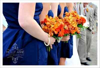 COLORS TO GO WITH NAVY BLUE FOR A COLOR THEME!!!!!!!!!!!!