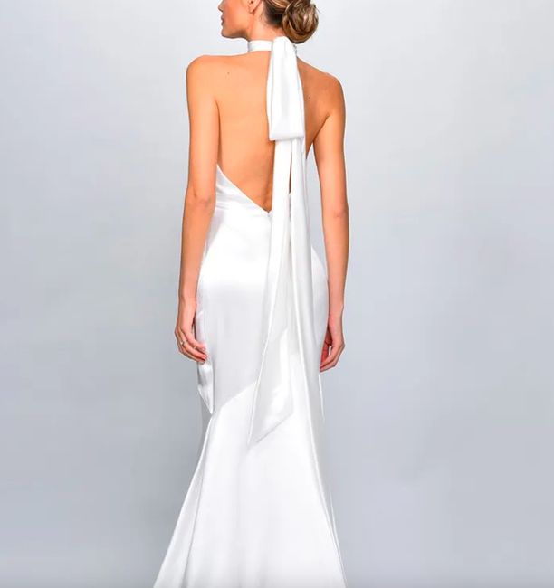 Open back dress for large breasts 1