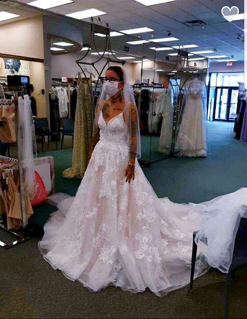 What is your splurge item regarding your wedding budget 7