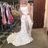 My wedding dress!!! :) pic heavy