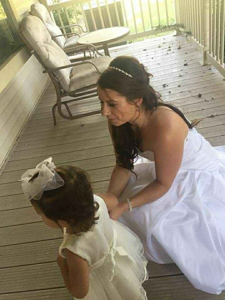 Anyone not wearing a veil?