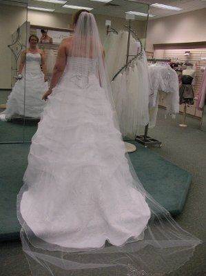 Wedding dress woes - I give up!