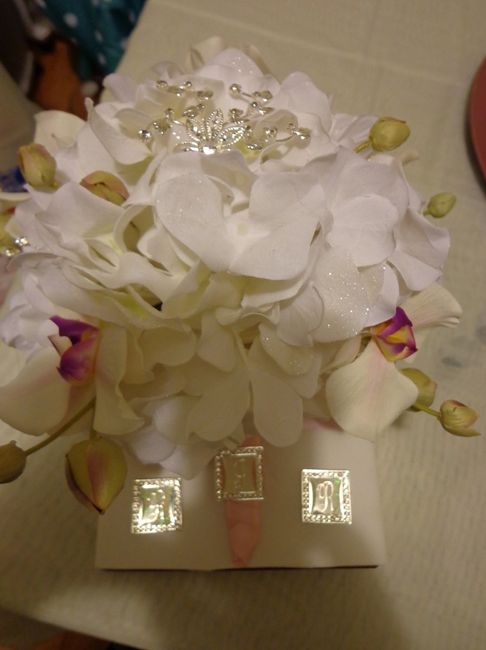 Bouquets or something else...