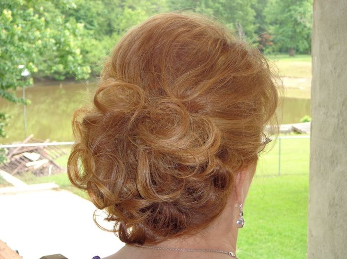Hair and makeup inspiration! Show me yours!