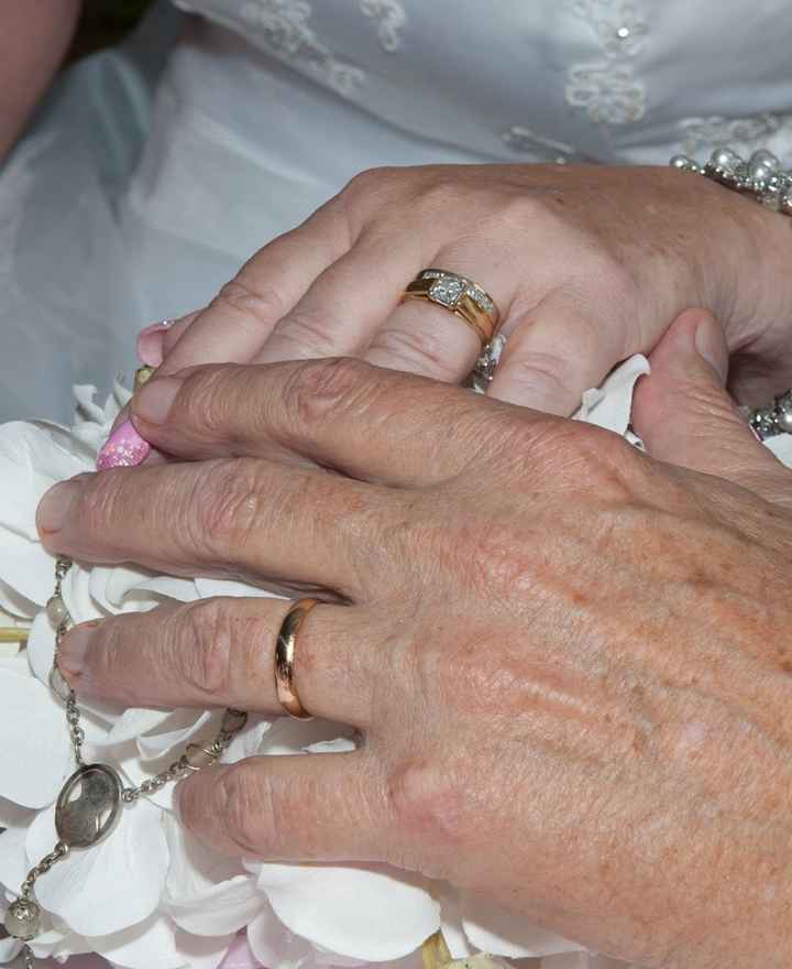 rings!