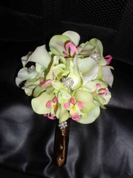Bethany - Bouquet ready!
