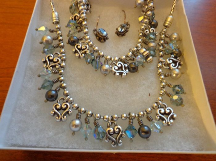PIF - something blue necklace