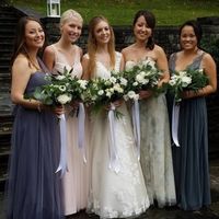 How to pull off the mismatched bridesmaid look??