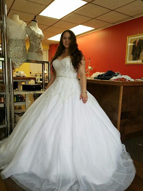 Show off your dress!!