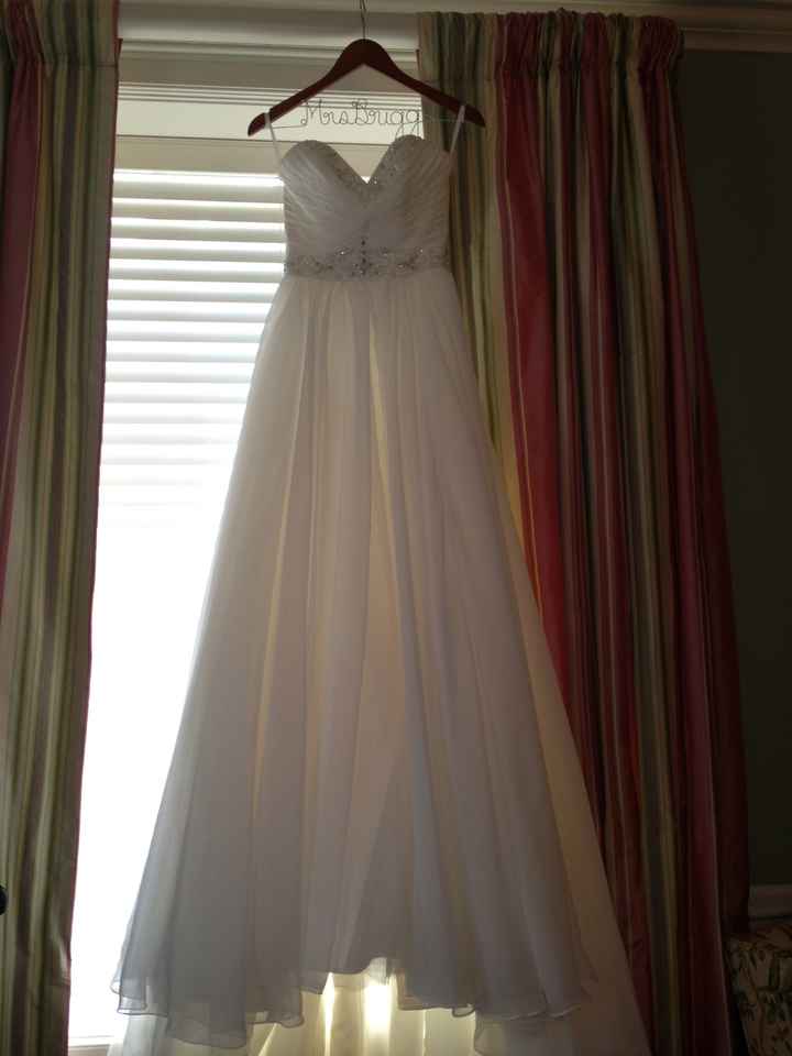 Hi Guys!!!!! I'M BACK!!! Married and All!! (updated with "Back and Married" and pics on pg. 3)