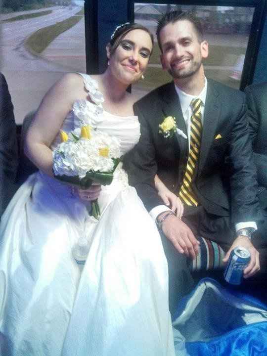 I'm back and married!  I have a HUSBAND!!