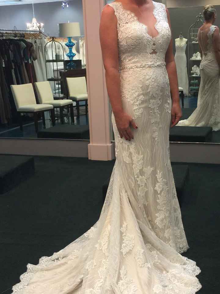 Show me your dresses!!