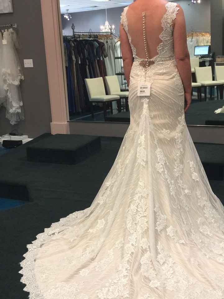 Let's see your lace wedding dresses!
