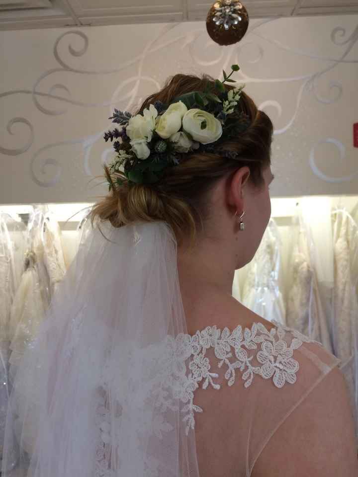  Flowers in hair! - 1
